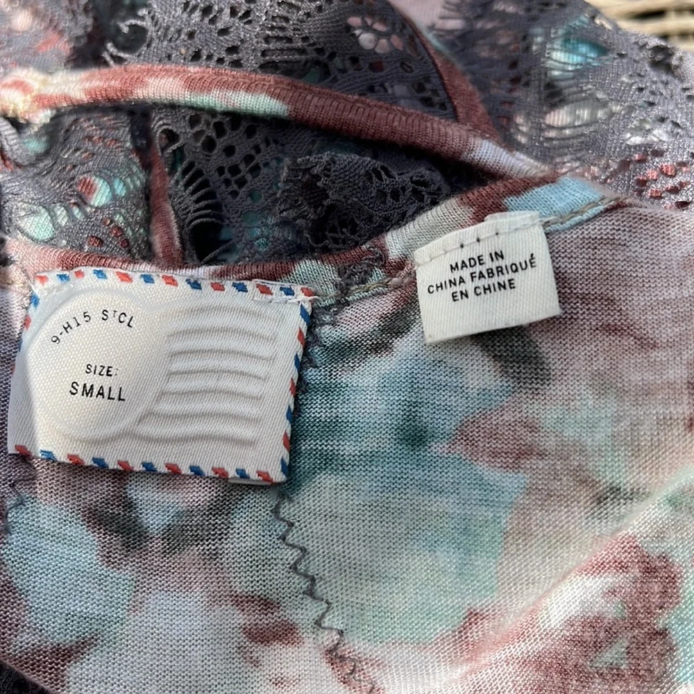 Anthropologie tank top - Picture 6 of 8